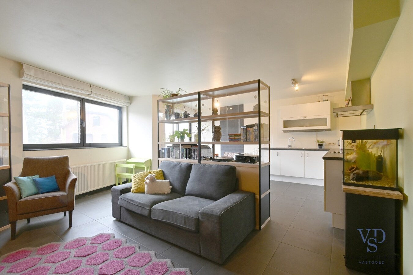 Ruim appartement in hartje Zingem. 