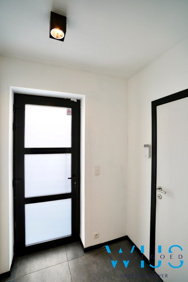 Instapklaar &amp; energiezuinig woonhuis te Zelzate ! 