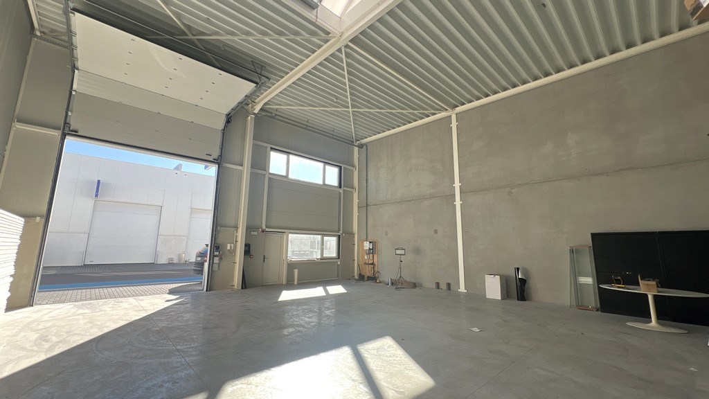 Magazijn te koop in Heermeers Green Business Park in Evergem