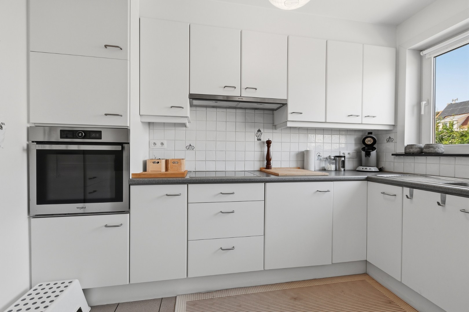 Gerenoveerde bel-etagewoning met garage, tuin en 3 slaapkamers te Blankenberge! 