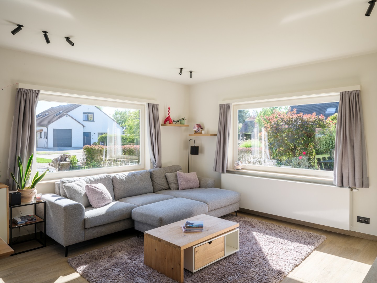 Open bebouwing met 5 slp. en tuin te Drongen 
