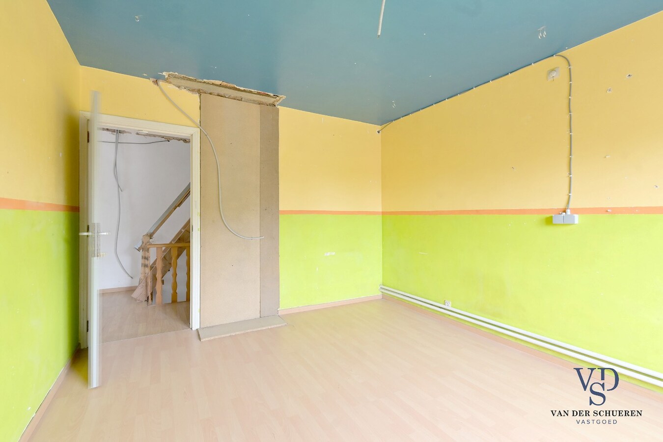 Degelijke, goed gelegen woning. 