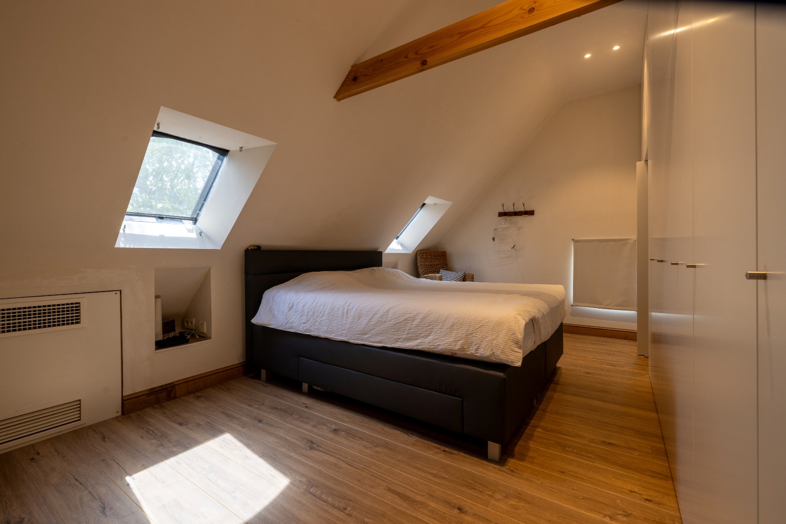 Unieke, compleet gerestaureerde hoeve in het pittoreske Drongen 