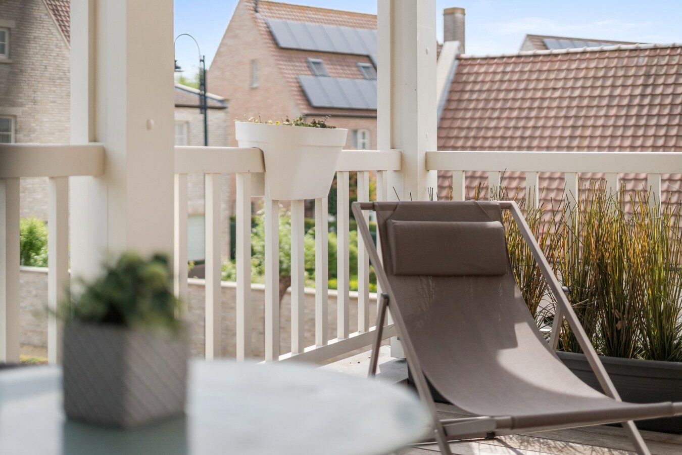 Instapklare gezinswoning met garage in Heulebrug. 