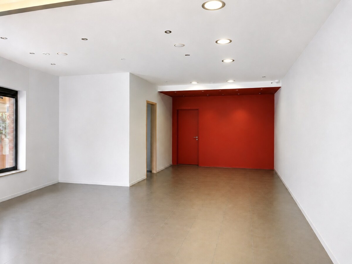 Kantoorruimte of ruimte voor vrij beroep op toplocatie in het centrum van Kermt 