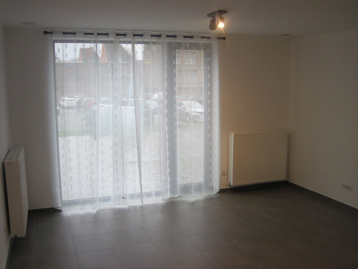 Gelijkvloers 2-slaapkamer appartement met uitzonderlijk terras. 