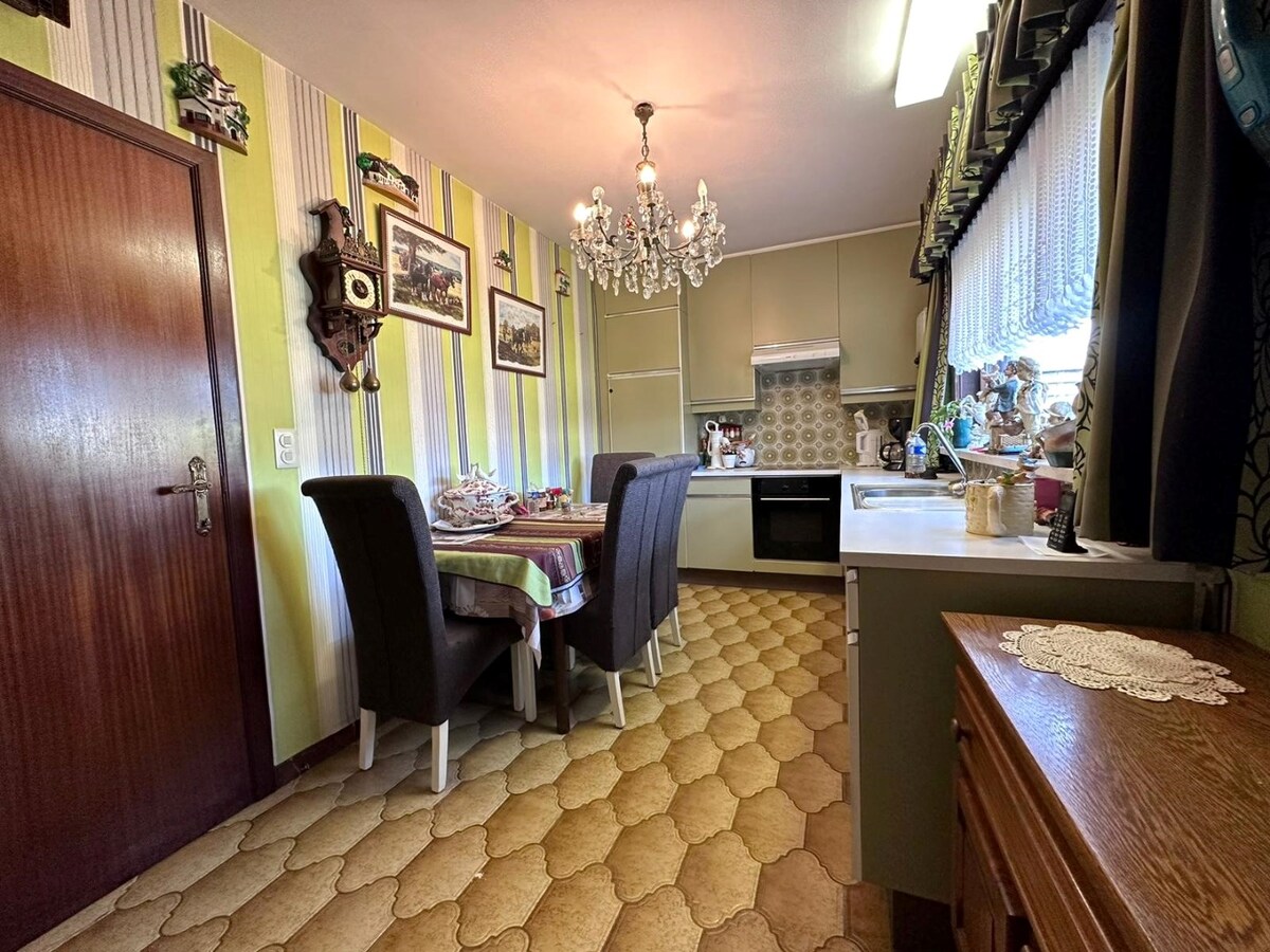 Woning met 3 slaapkamers en garage te koop te Koekelare 