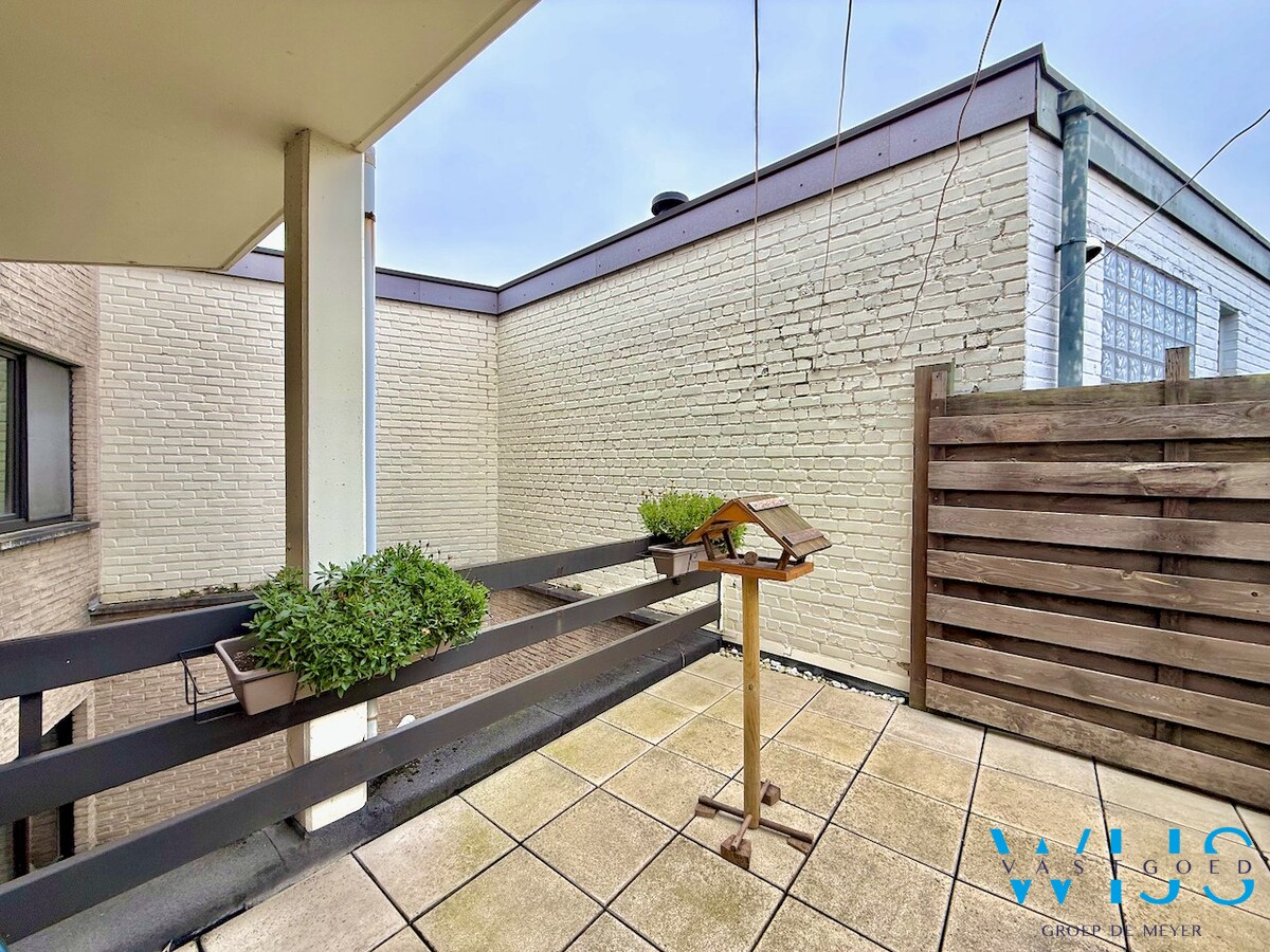 Praktisch appartement met 2 slaapkamers in hartje Evergem ! 