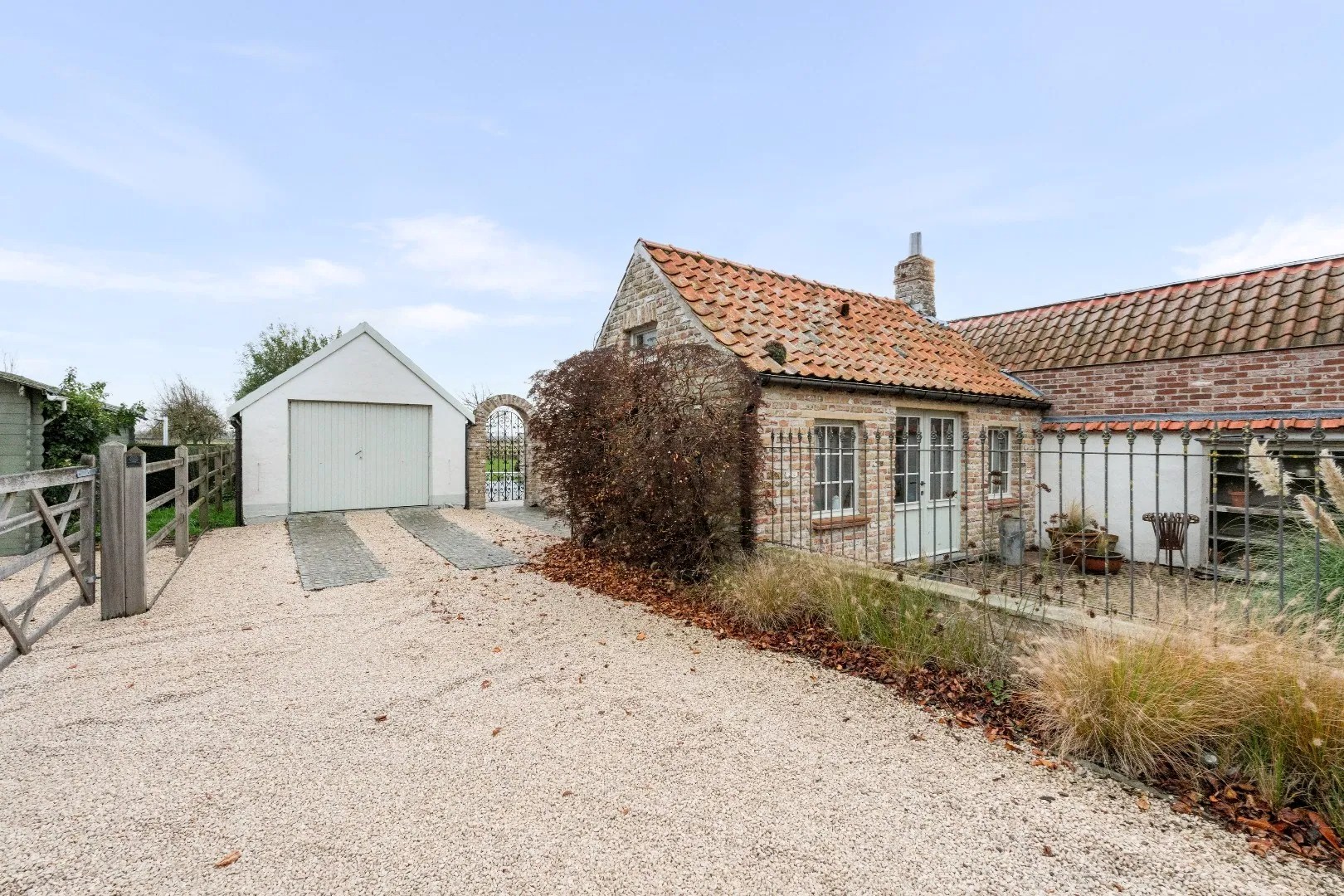 Charmante halfopen woning nabij Knokke met open zichten 