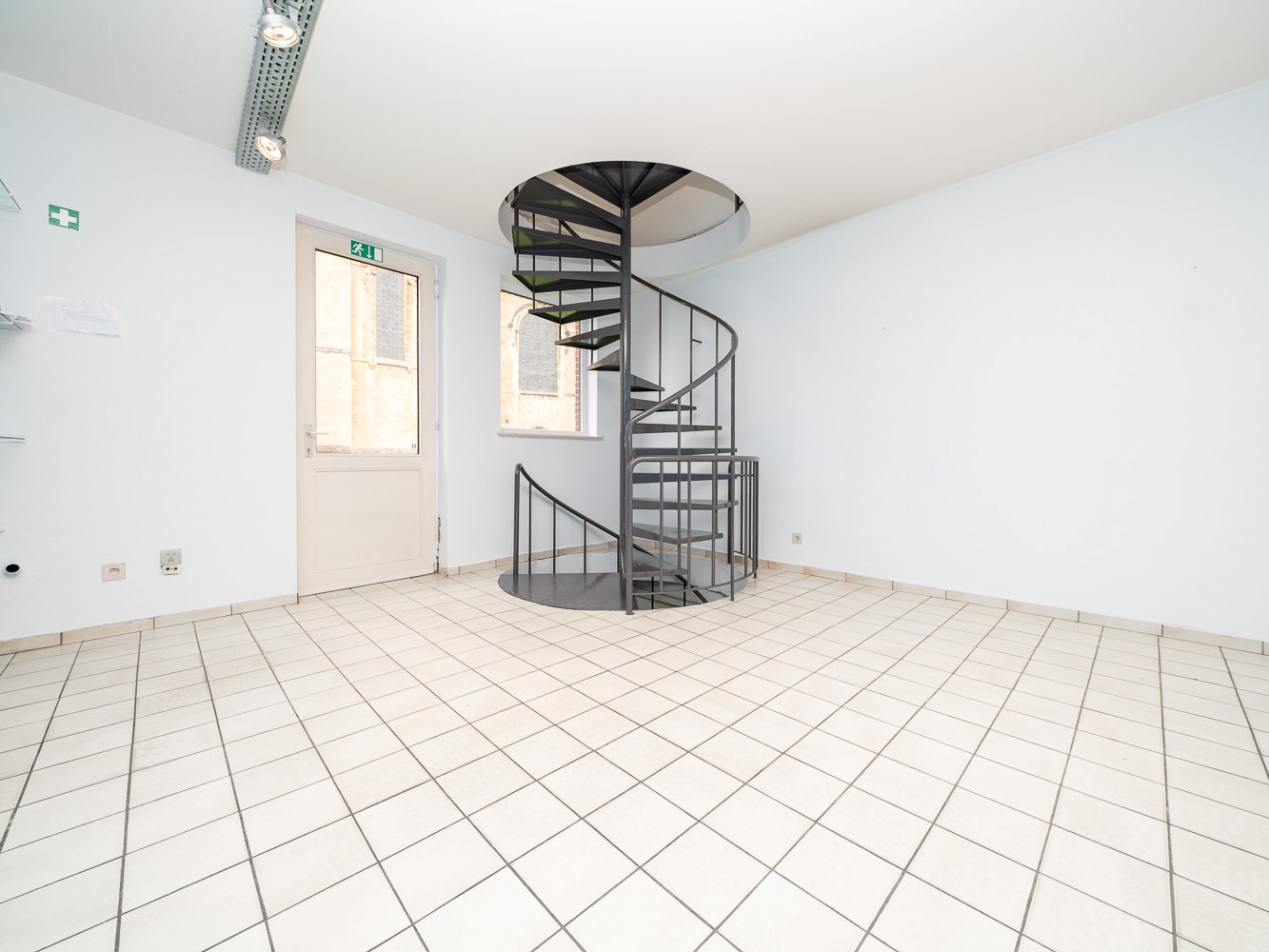 Handelspand in het bruisende centrum 