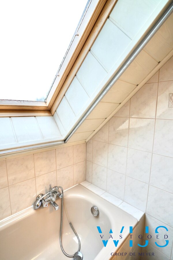 Landelijk gelegen woonhuis met 3 slaapkamers te Boekhoute! 