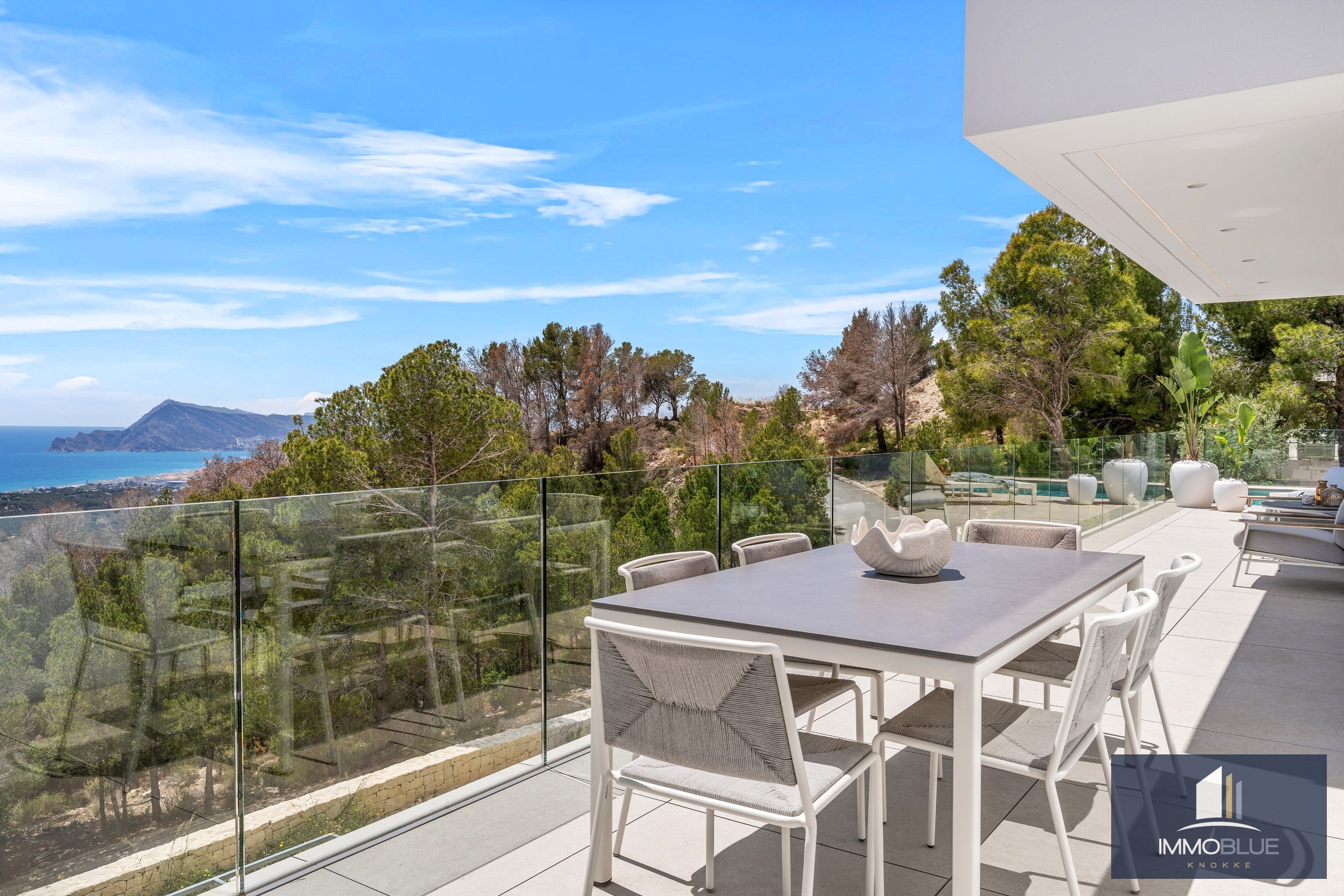 "Villa exclusive prête à emménager à Altea." 