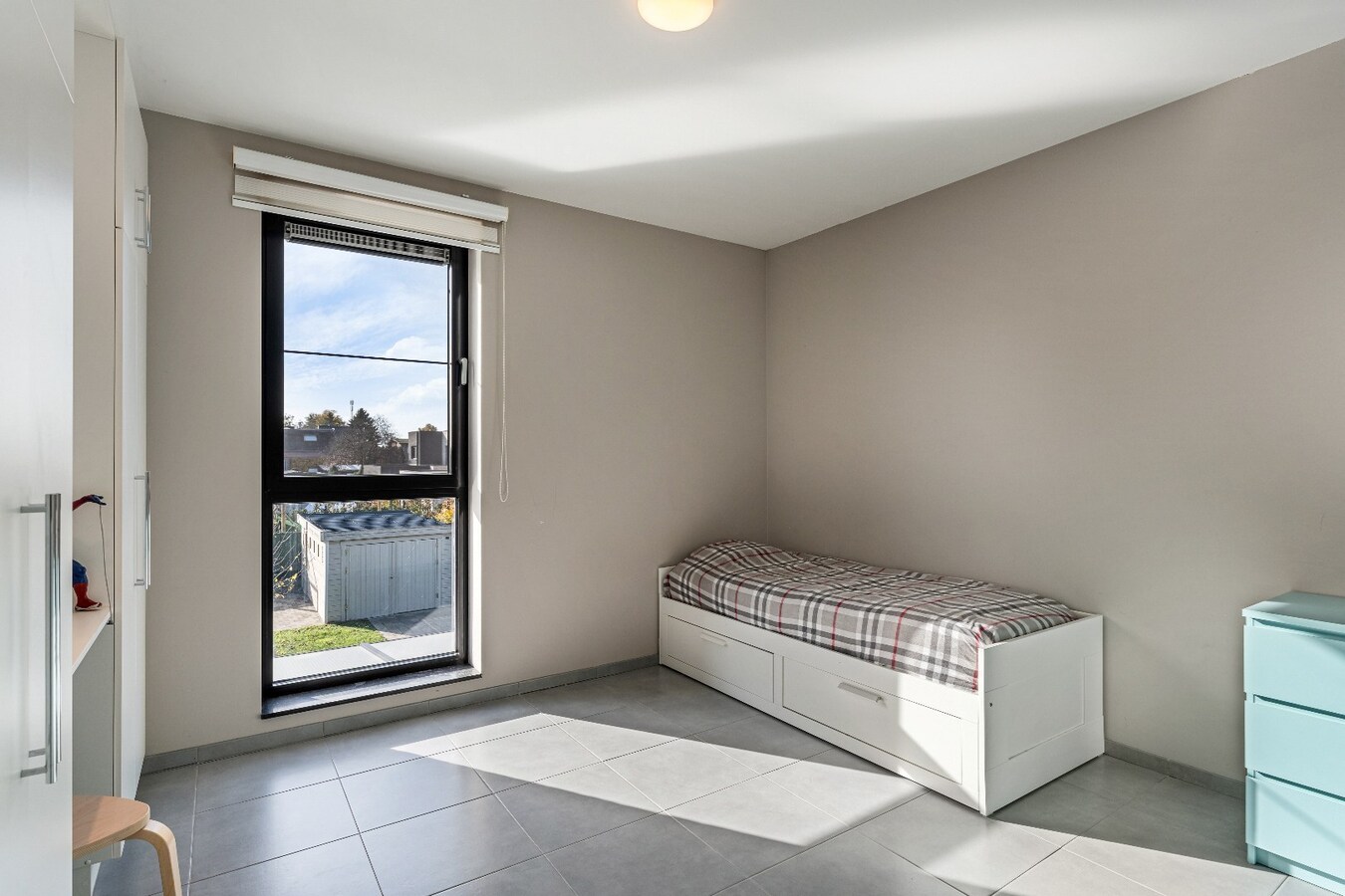 Duurzame gezinswoning met hedendaags energiecomfort, 3 slpk, ruim terras, tuin en achterliggende garage,. 