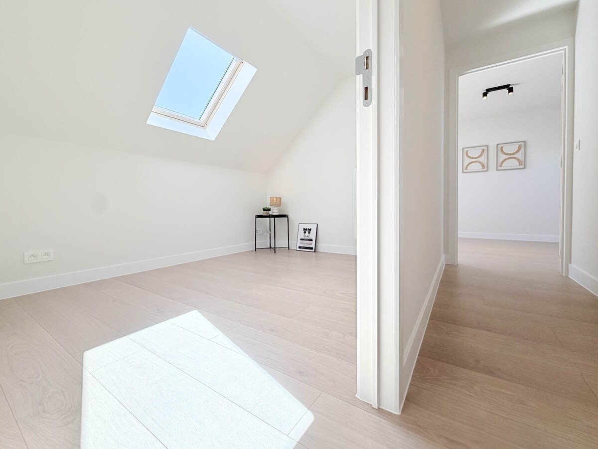 Prachtige ruime woning met grote zonnige tuin !    **** NONO INSPIRED **** 