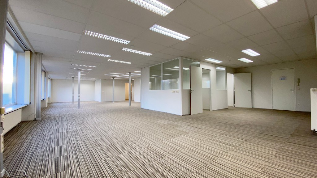 Instapklare kantoren te huur in Lokeren