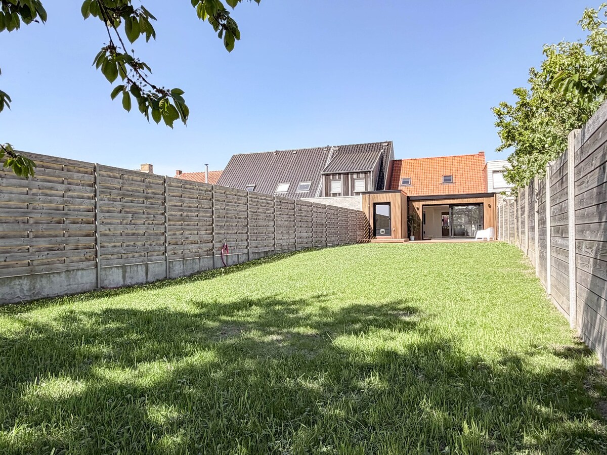 Prachtige ruime woning met grote zonnige tuin !    **** NONO INSPIRED **** 