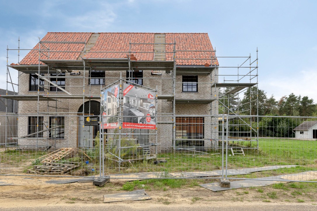 Ruime nieuwbouwwoning met 3-4 slpk. op een rustige ligging in Balen 