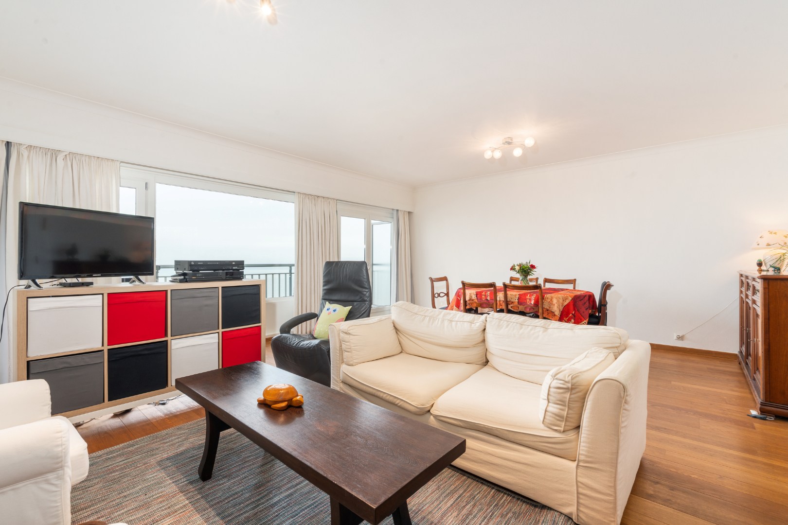 APP. 4 CHAMBRES DANS LE CENTRE AVEC VUE PANORAMIQUE SUR LA MER ET LA VILLE 