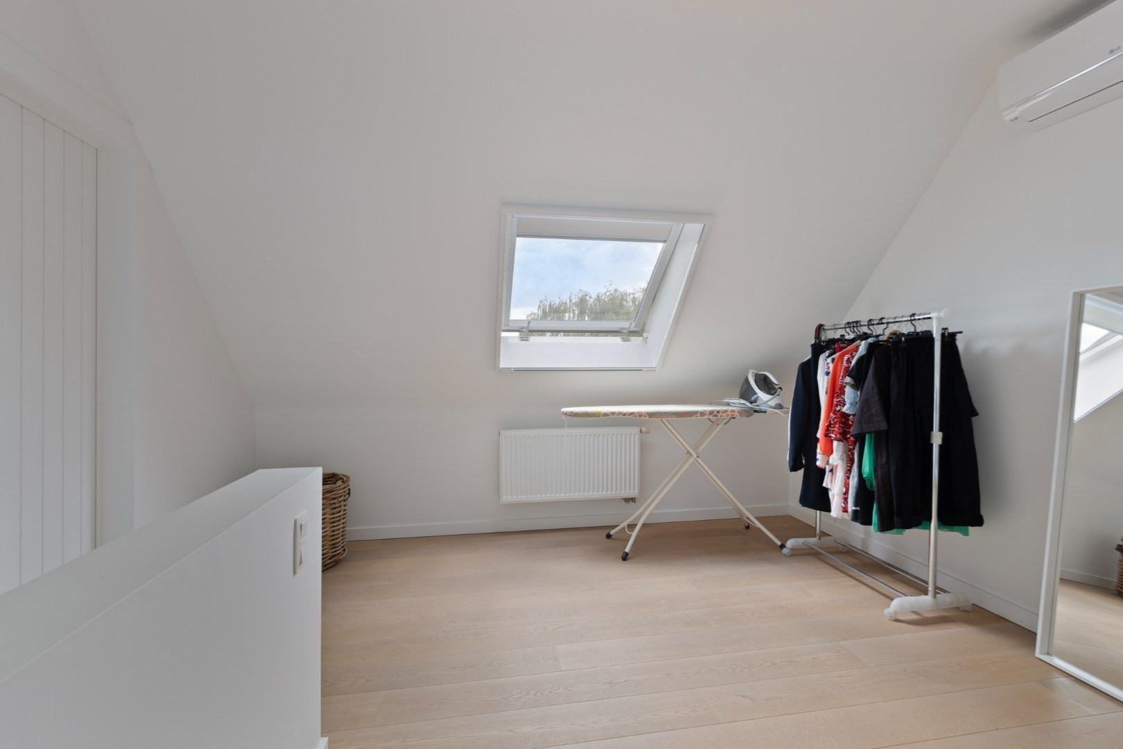 Luxueus dakappartement met uitzonderlijk terras in Geel-centrum 
