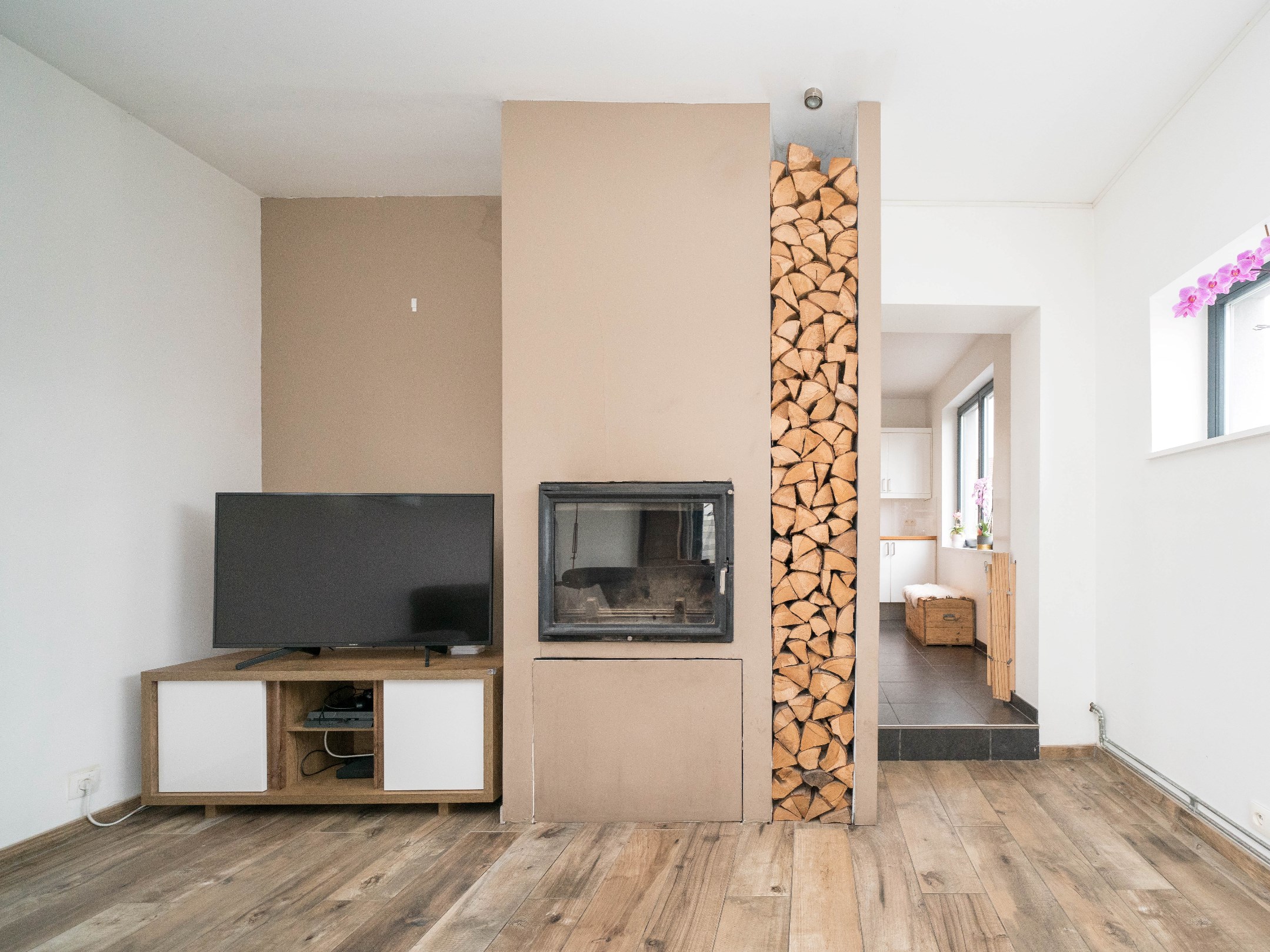 Gerenoveerde woning met grote tuin 