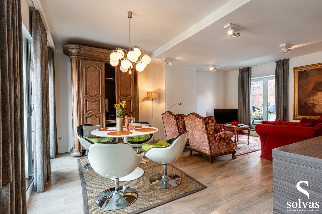 Uniek pand in het hart van Maldegem – wonen en werken onder één dak! 