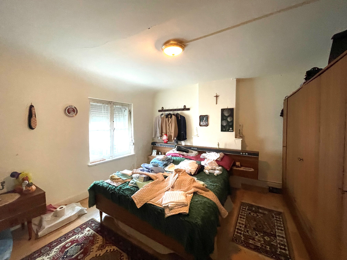 Rijwoning met 2 slaapkamers te centrum Roeselare 