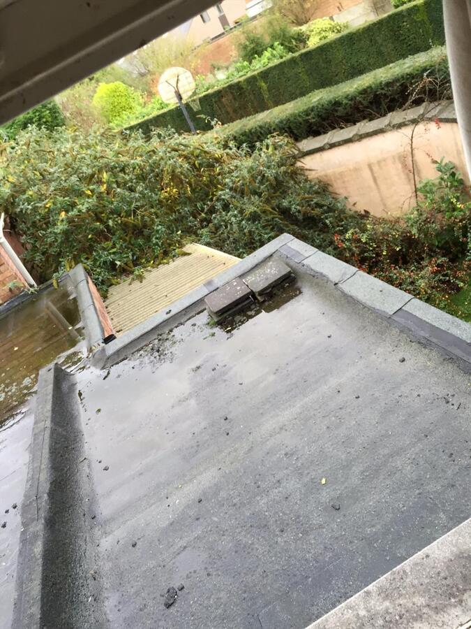 TE RENOVEREN WONING MET TUIN TE ZANDVOORDE 