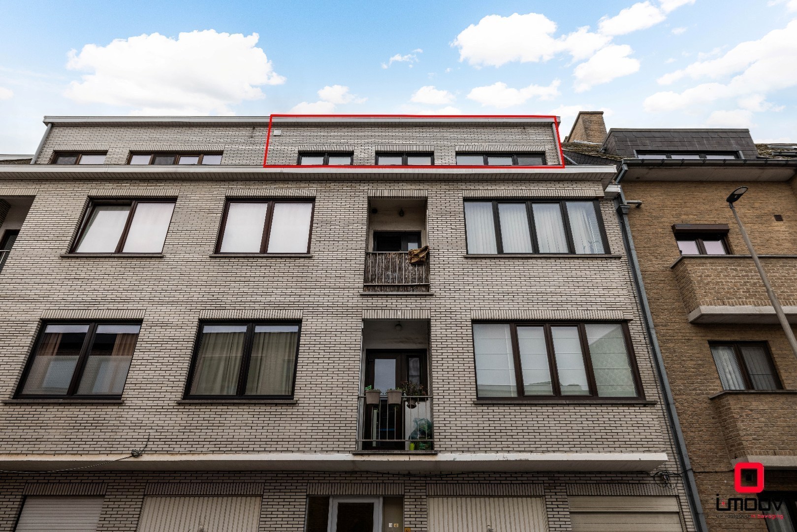 Instapklaar lichtrijk appartement op toplocatie in Sint-Amandsberg 