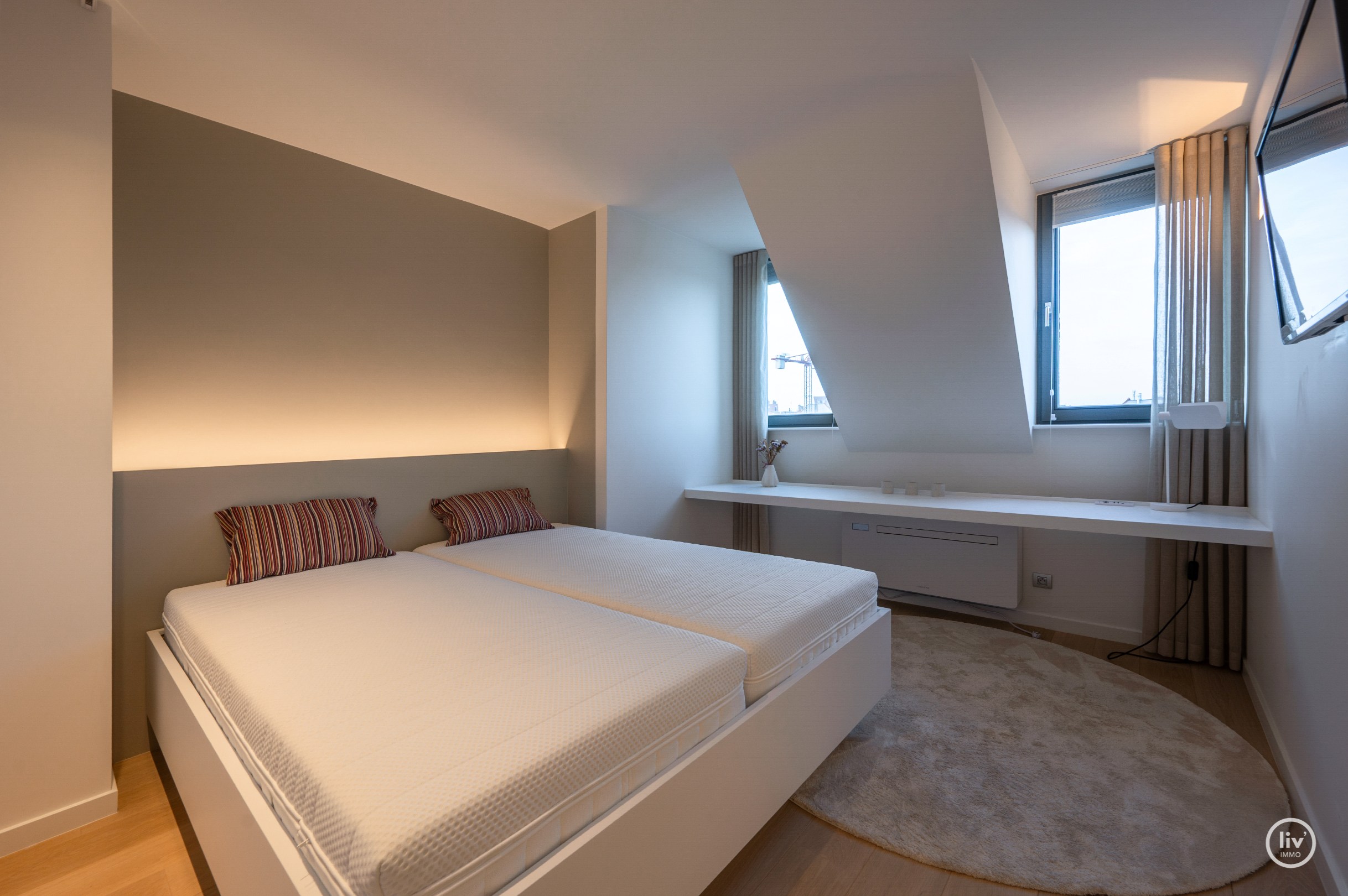 Stijlvolle en instapklare duplex met 2 ruime slaapkamers nabij het Rubensplein 