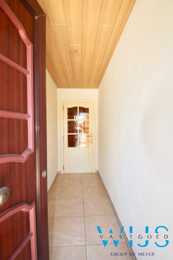 Instapklaar woonhuis op een rustige locatie te Rieme ! 