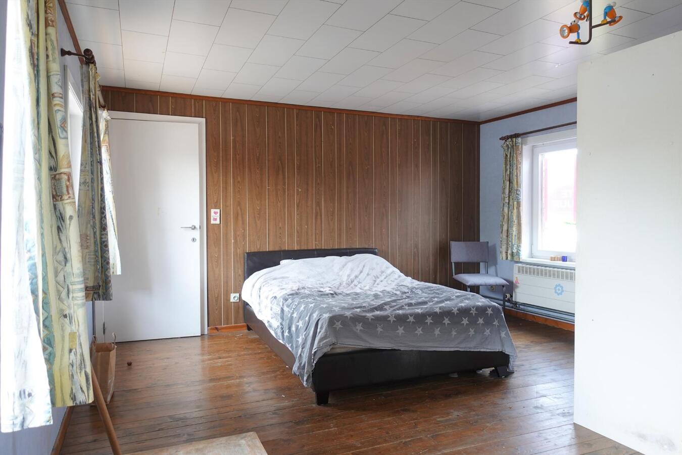 Ruime woning in centrum Jabbeke 