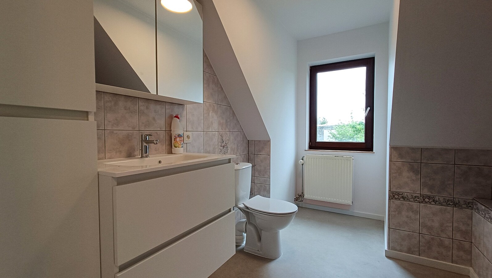 Ruime woning  in Hoegaarden - 4 slaapkamers - prachtig zicht 