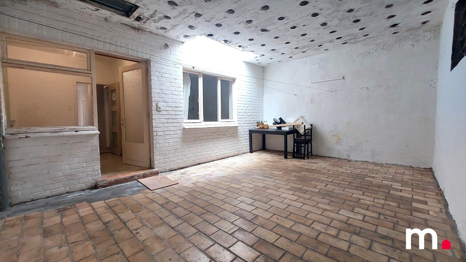 TE RENOVEREN GELIJKVLOERS APPARTEMENT TE BREDENE 