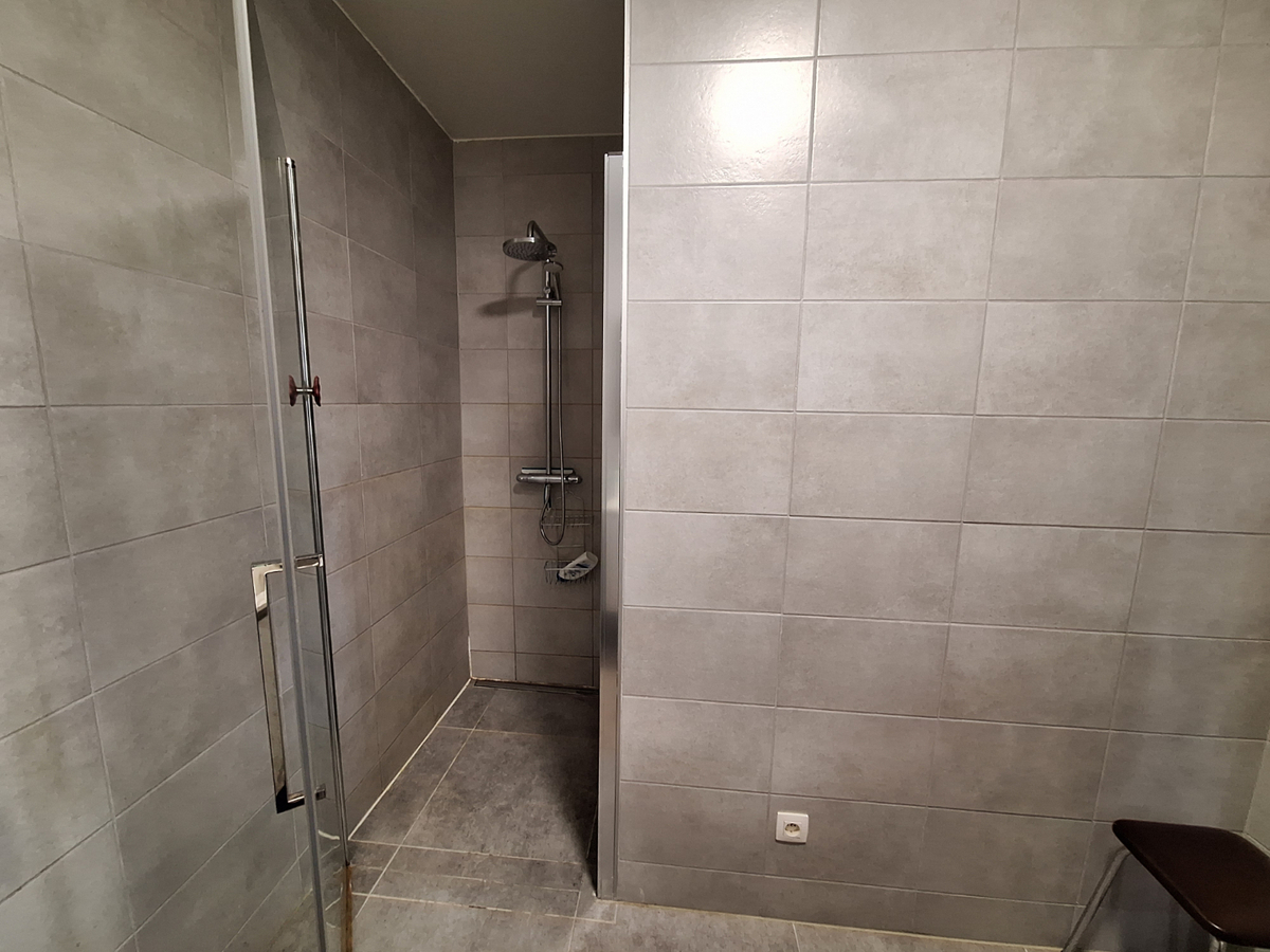 Recent modern appartement te Heusden-Zolder 