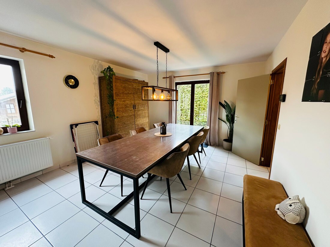 Mooie eigentijdse vrijstaande woning te Hechtel 