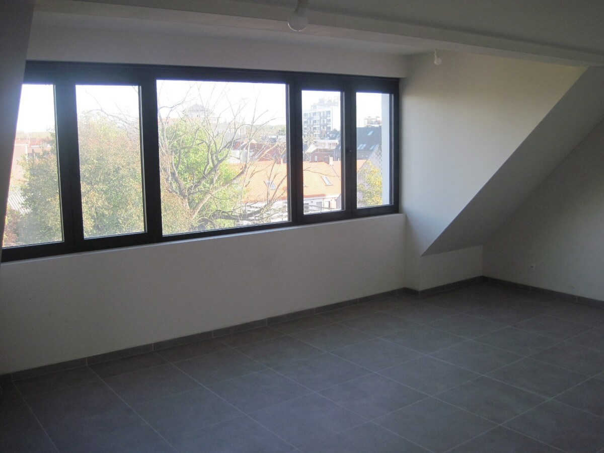 Aangename, energiezuinige nieuwbouwduplex in hartje Deinze 