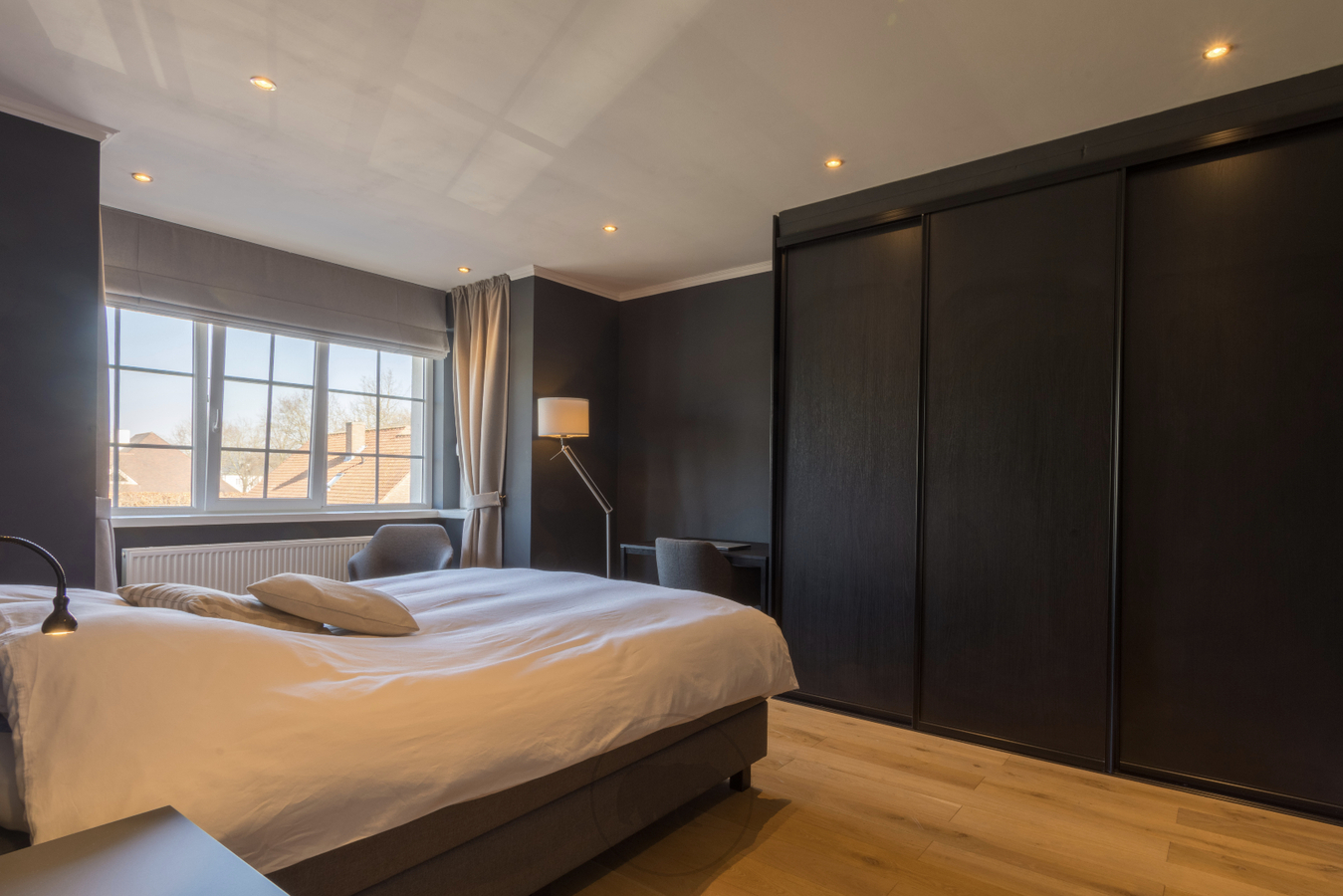 Instapklare woning met luxe-afwerking nabij centrum (DE PINTE) 