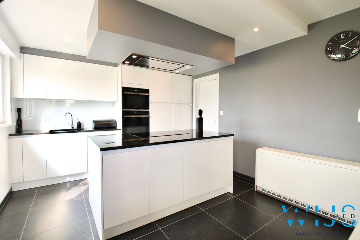 Toffe gezinswoning met 3 slaapkamers, garage &amp; zonnige tuin te Ertvelde Rieme! 