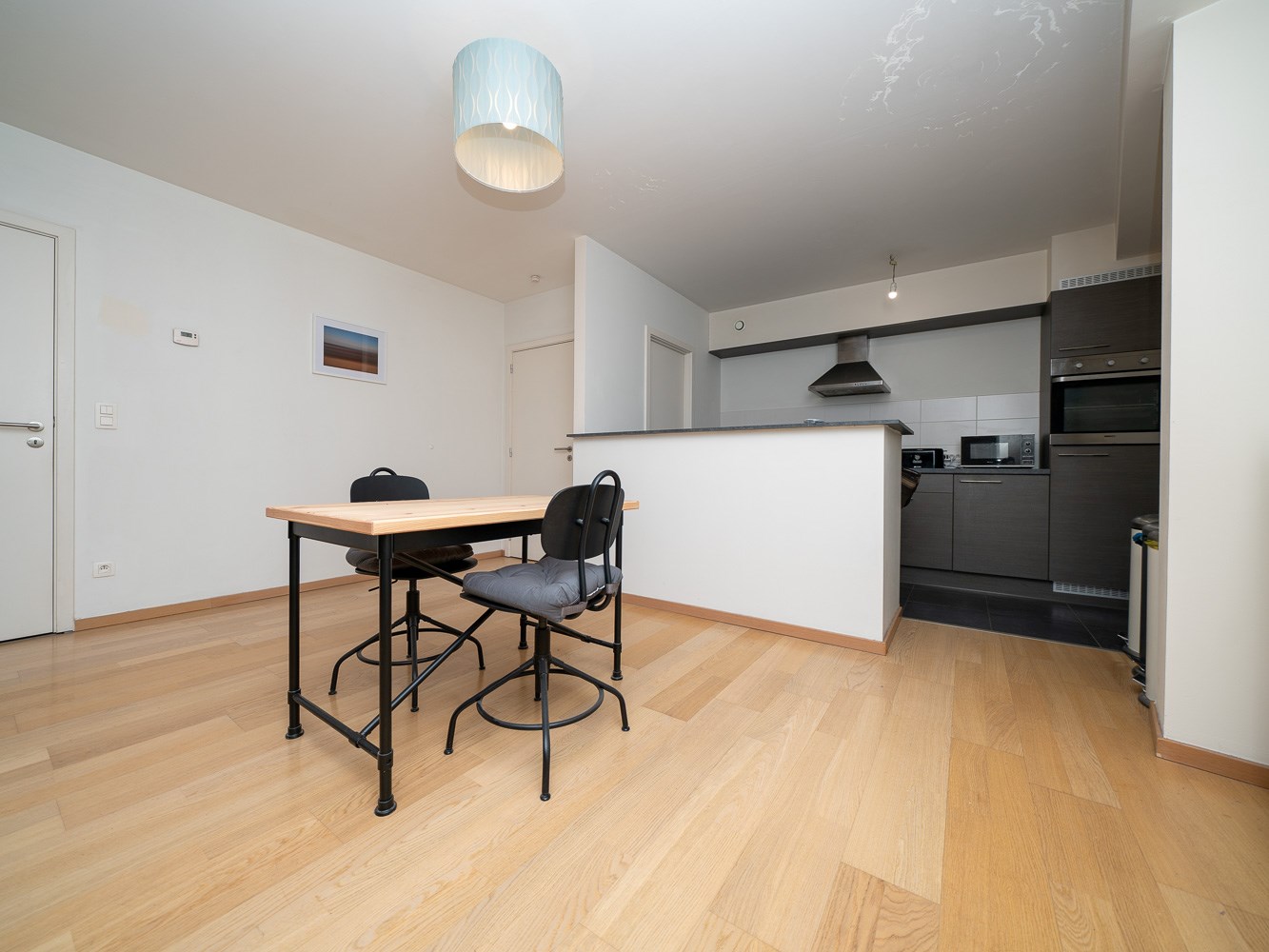 Recent 1-kamer appartement met terras, staanplaats, kelder 