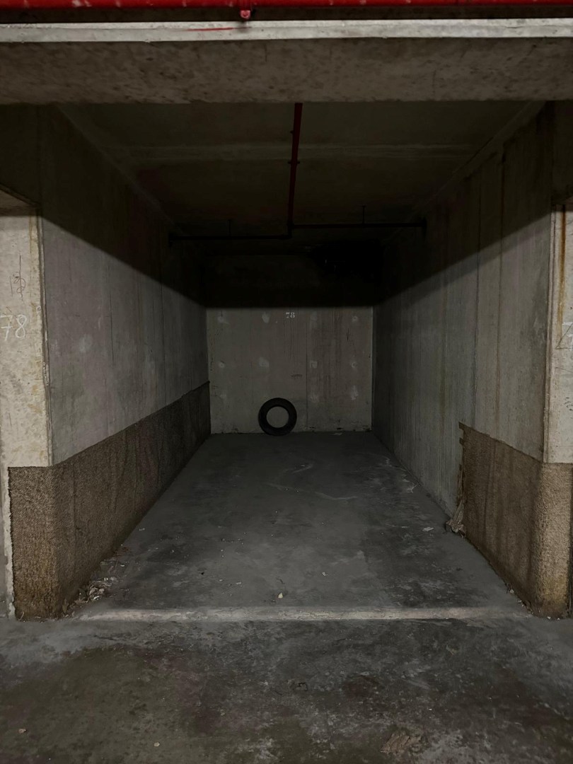 PARKING SOUTERRAIN PROCHE DE LA DIGUE 