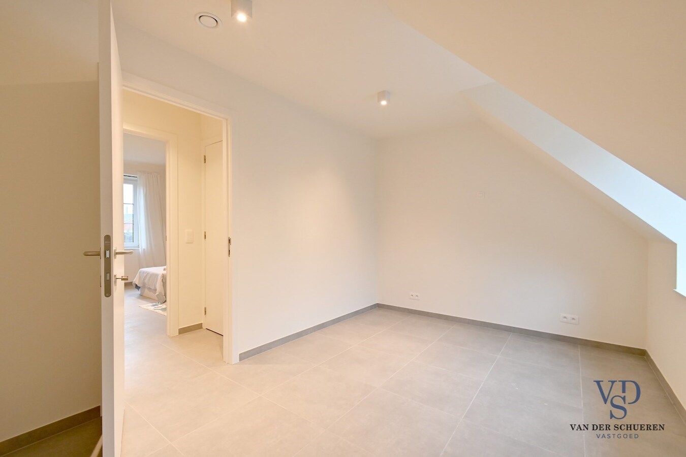 Uitzonderlijke BEN-woning nabij Tiegembos. 