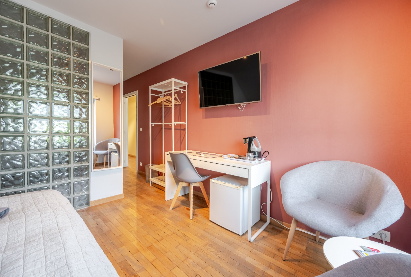 Energiezuinige villa met exclusieve wellness en polyvalent bijgebouw in Oostende 