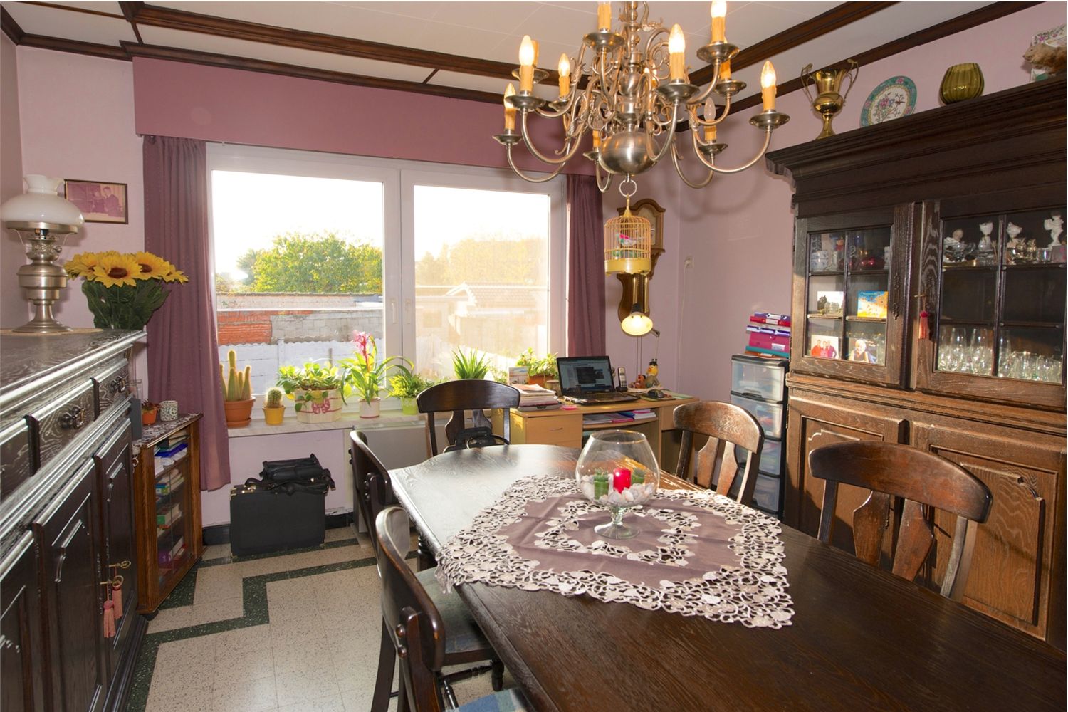 Ruime centraal gelegen Bel-etage 