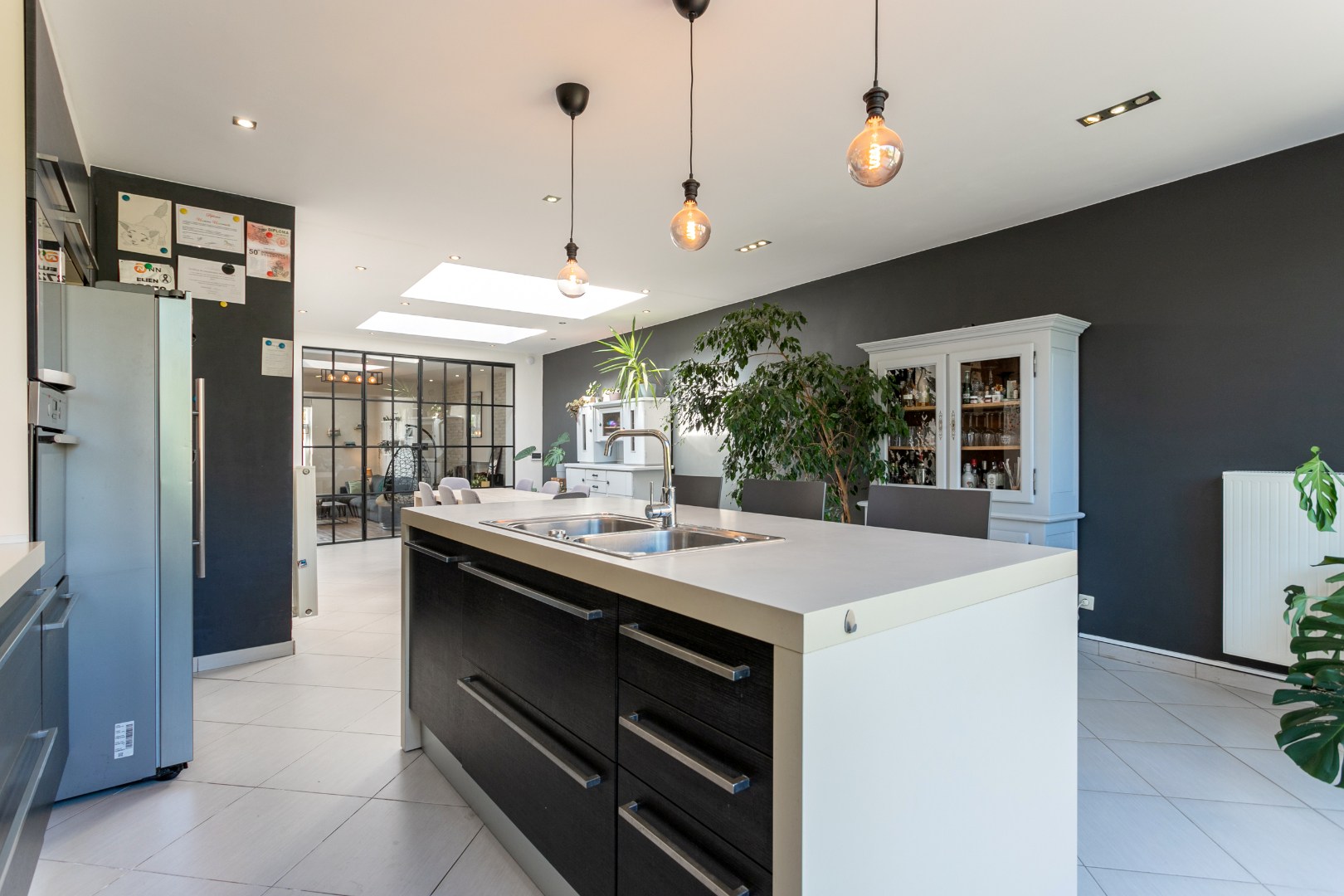 Instapklare gezinswoning met 3 slpk en ruime tuin 