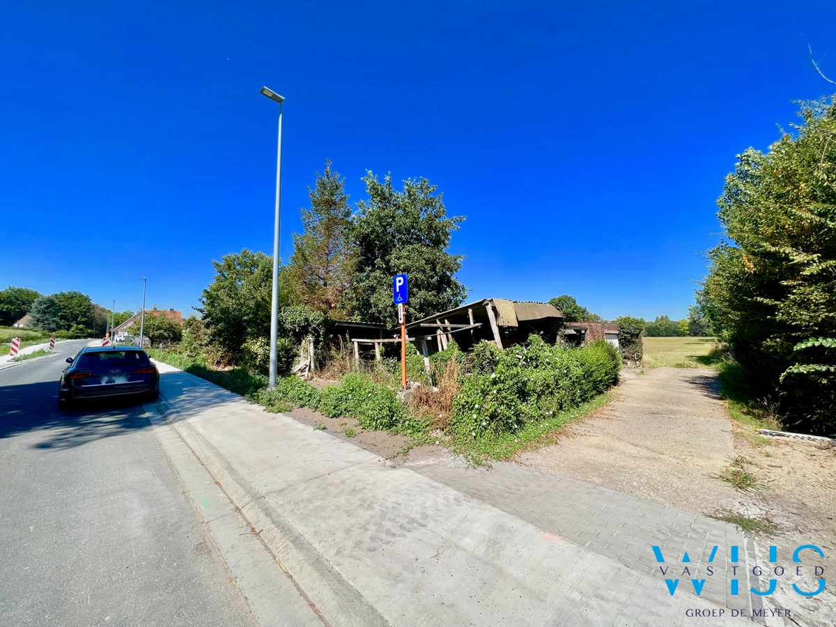 Fantastisch gelegen woonhuis op 1430m² te Lievegem ! 