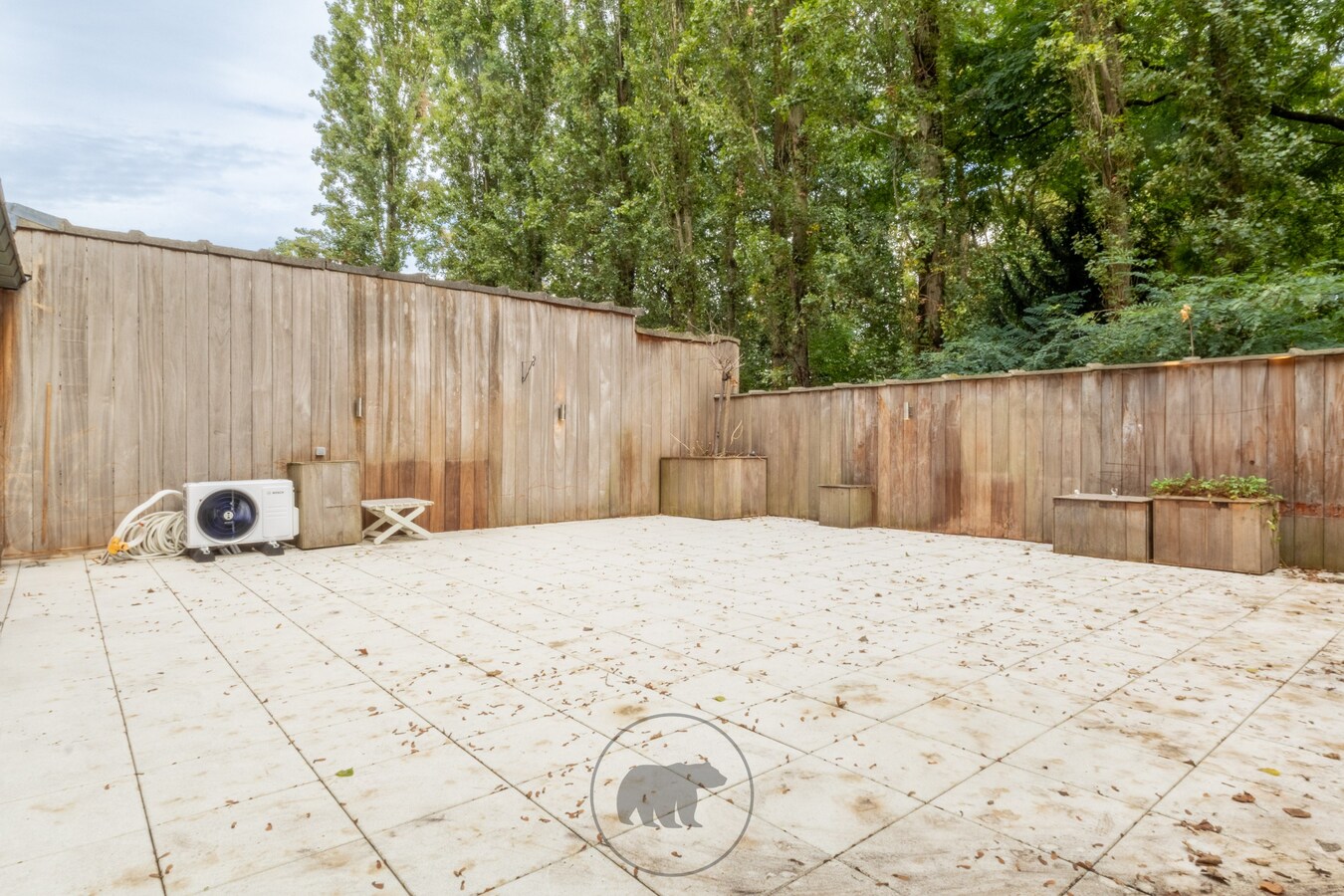 Gerenoveerd appartement aan het Groenevalleipark met ruim terras 
