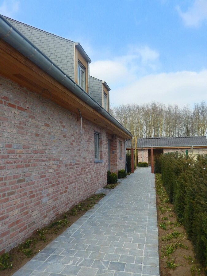 Uniek moderne nieuwbouwvilla met 4 slaapkamers 