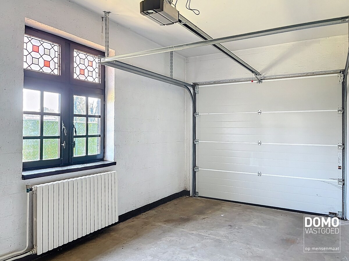 RUIME WONING MET 4 SLAAPKAMERS OP RUSTIGE LOCATIE IN DORNE (MAASEIK) 