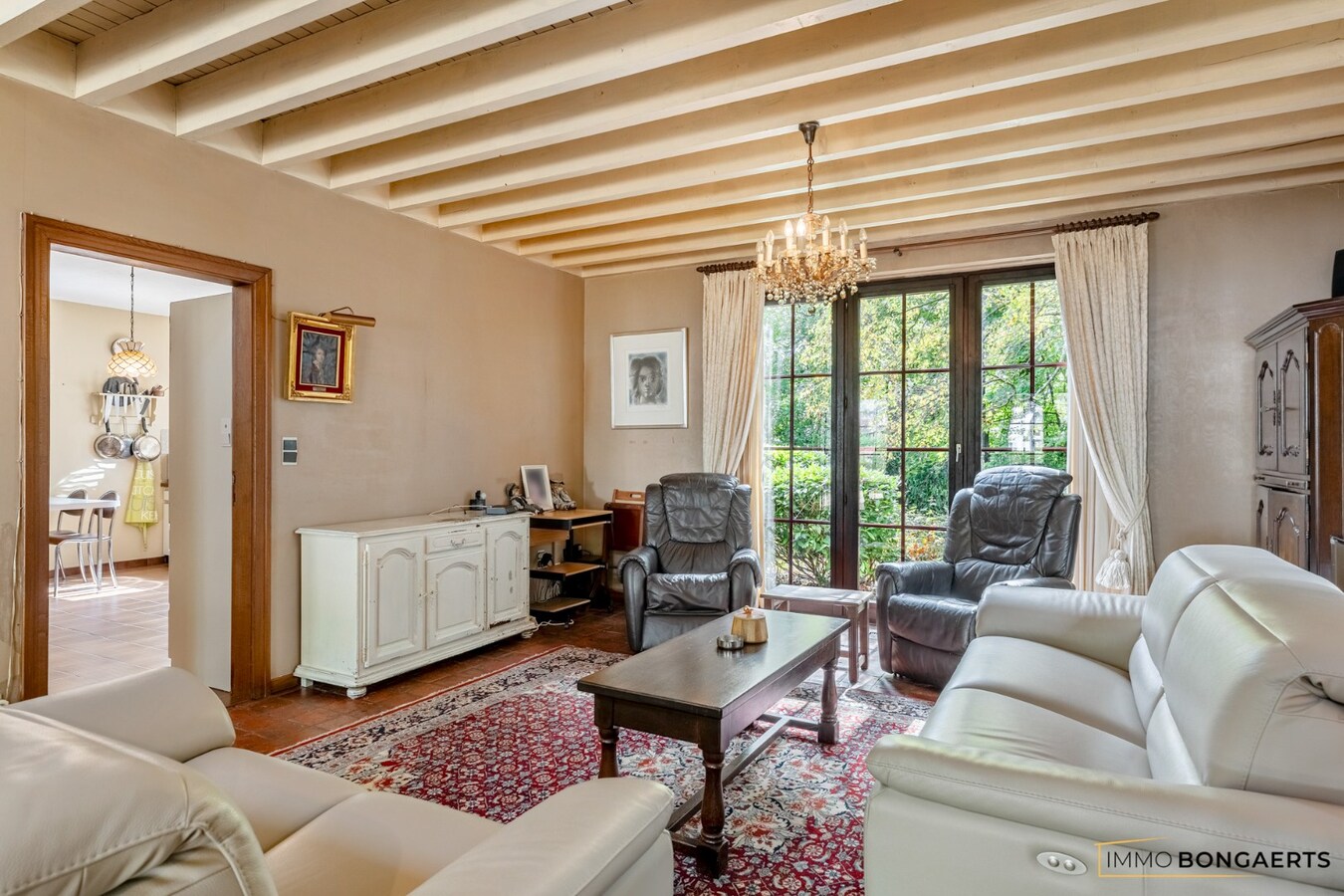 Prachtige villa met praktijkruimte en royale tuin in Houthalen-Oost 