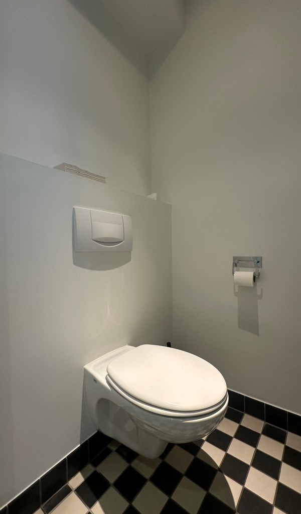 Standalone kantoorpand te huur in Deurle